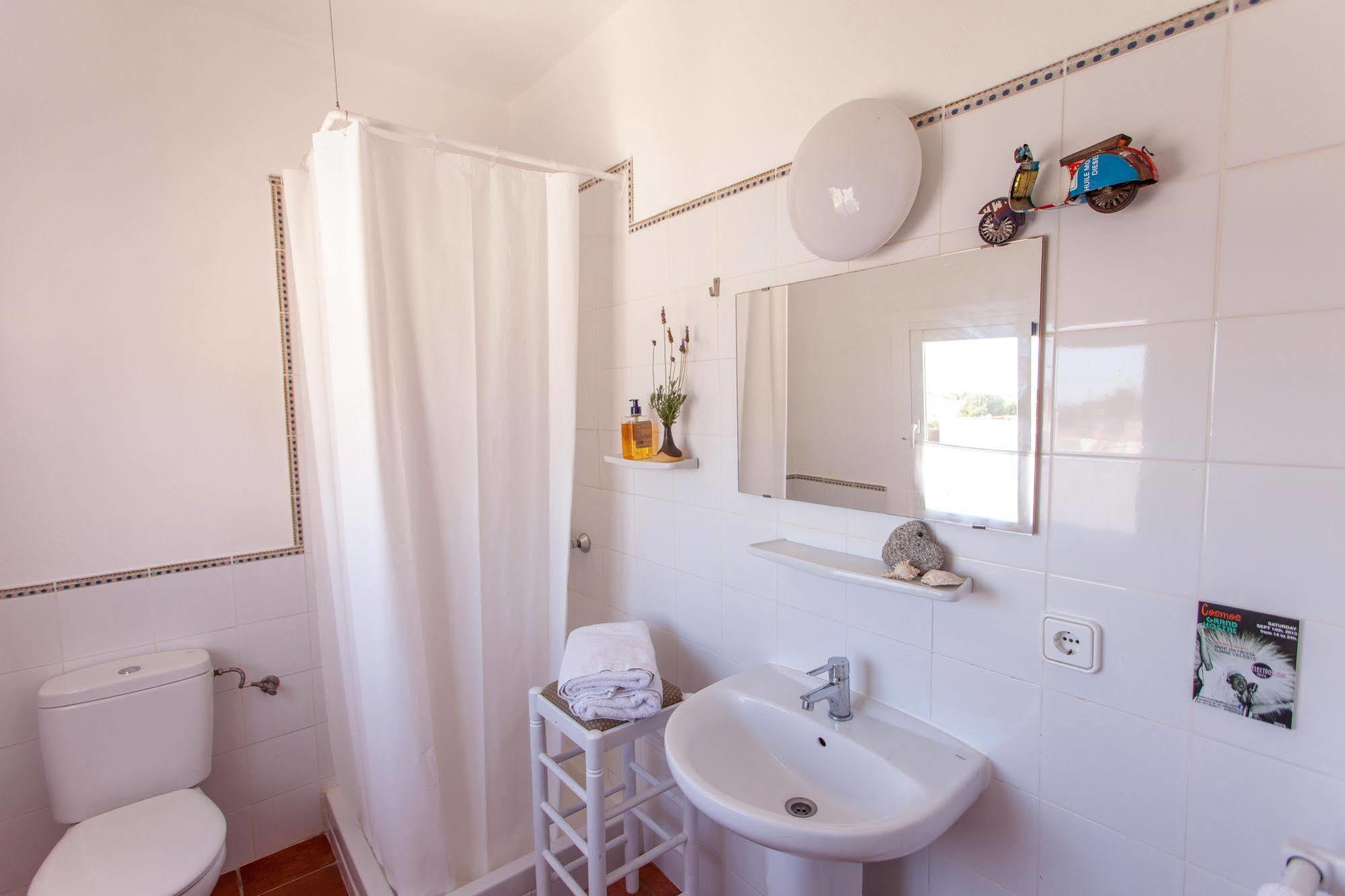 Cosmos Grand Hostal Sant Francesc de s'Estany Εξωτερικό φωτογραφία