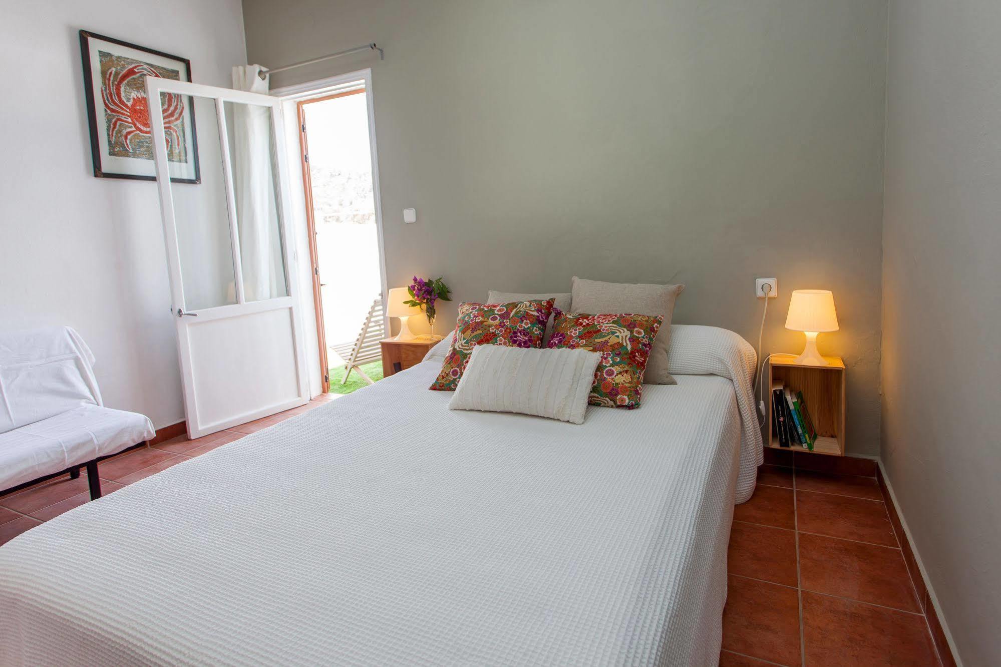 Cosmos Grand Hostal Sant Francesc de s'Estany Εξωτερικό φωτογραφία
